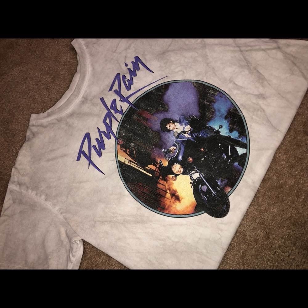 Purple rain t shirt 💓